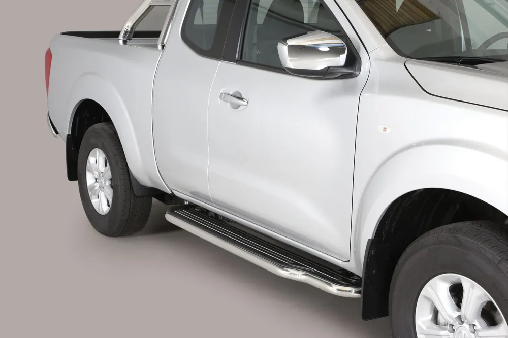 Sezónní Sleva Boční nerezové nášlapy NISSAN NP 300 Navara K.C. 16-