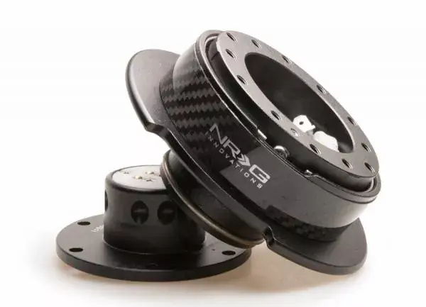 Must-Have Nába na volant rychloupínací univerzální NRG Innovations - karbonová