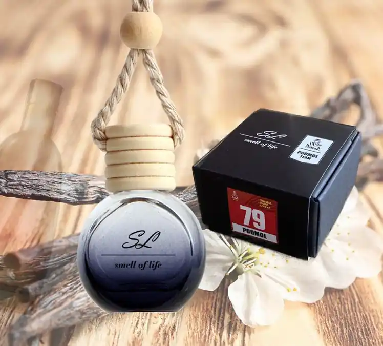 Cenový Hit Vůně do auta "Tobacco & Vanilla" 10 ml v edici Libora Podmola