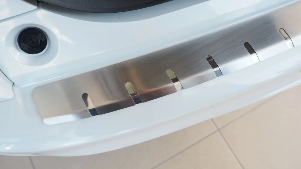 Jen Po Omezenou Doba Nerez kryt prahu pátých dveří HONDA HR-V II SPORT 2019-